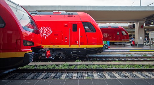 Presentati a Torino i 6 nuovi treni elettrici della Valle d’Aosta
